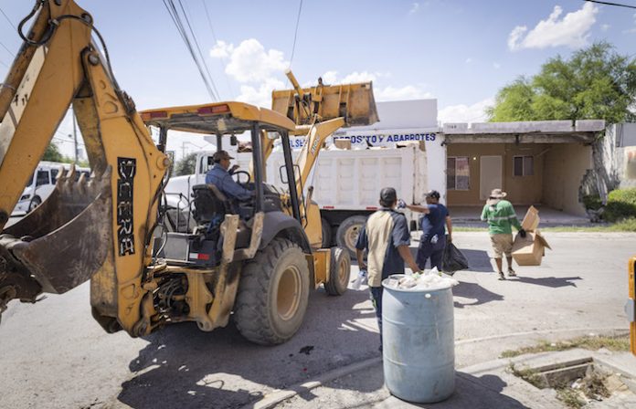 Alcalde de Pesquería denuncia millonario desfalco de la administración anterior