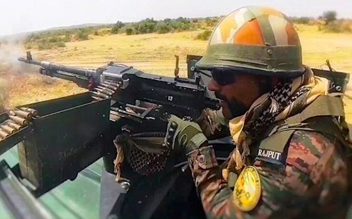 Abatidos casi 30 radicales maoístas en el centro de la India