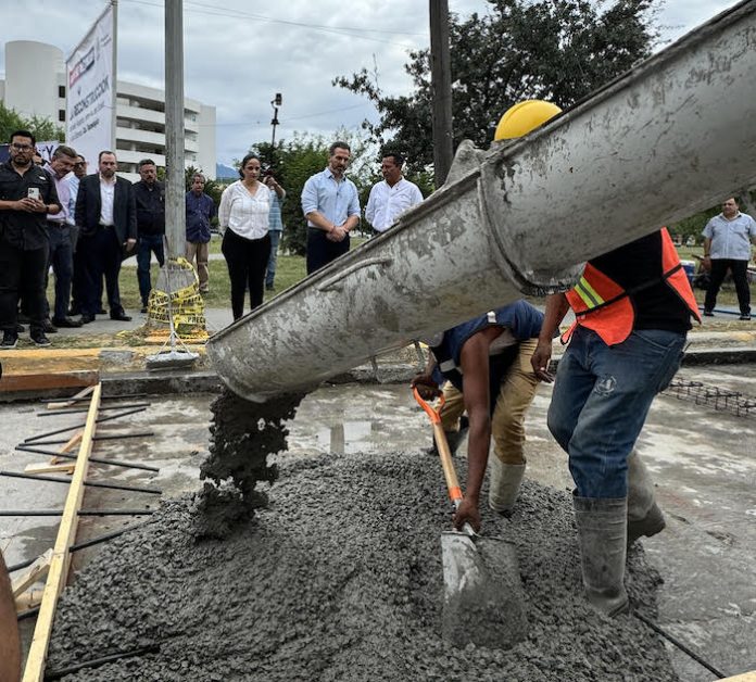 Monterrey reubica fondos para continuar obras públicas ante falta de recursos