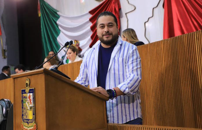 Diputado Lechuga pide agilización del tráfico en Santa Catarina