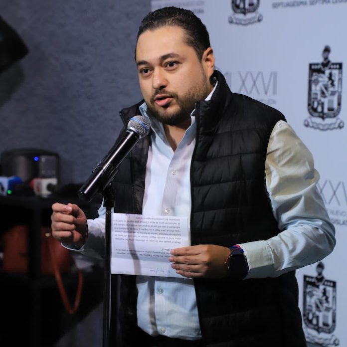 Diputado Miguel Lechuga exige transparencia sobre reparaciones hidráulicas en Santa Catarina