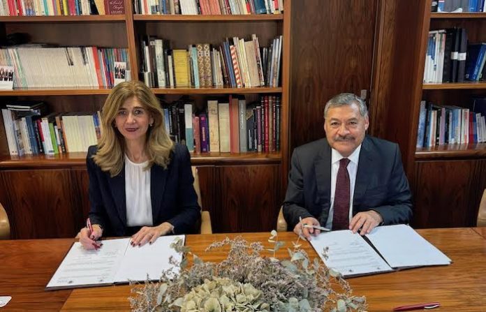 Firma UANL alianzas con universidades de España