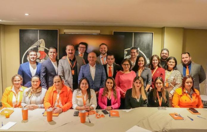 Movimiento Ciudadano traza su ruta rumbo a 2025 en encuentro nacional de diputados locales, la encabeza Miguel Ángel Flores