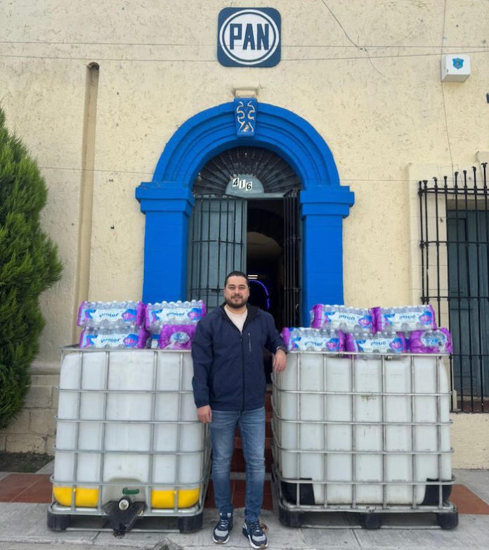 Diputado Miguel Lechuga lanza iniciativa solidaria ante desabasto de agua en Santa Catarina
