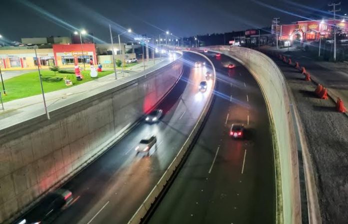 Reabren antes de lo previsto el paso vehicular en Leones y Puerta de Hierro