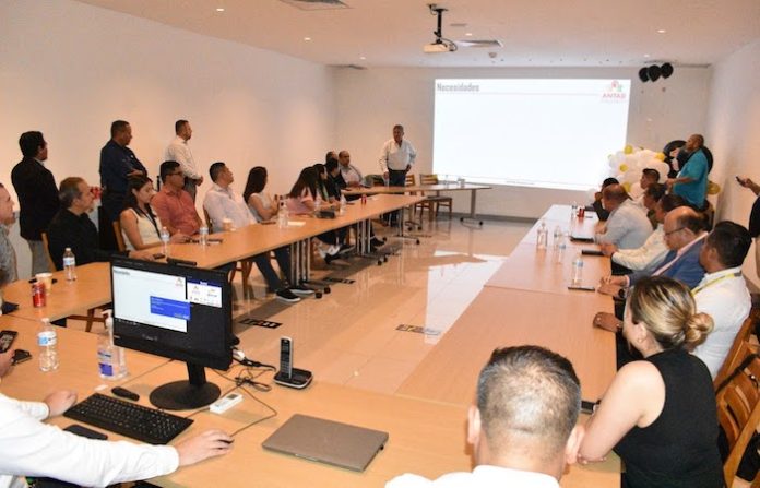 Presenta Monterrey estrategia ESCUDO a asociaciones comerciales