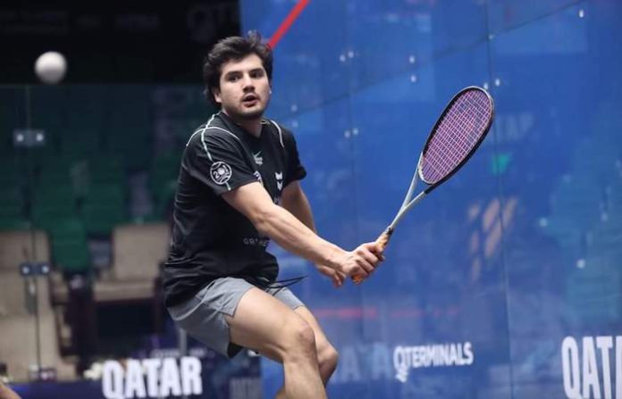 Leonel Cárdenas alcanza posición histórica en el ranking mundial de squash