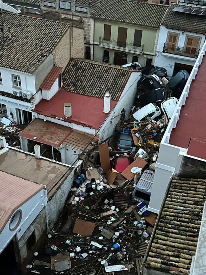 Aumentan a 223 los muertos por las inundaciones en España