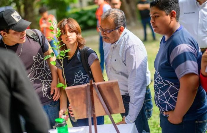 Alcalde Mijes impulsa participación juvenil para preservar el medio ambiente en Escobedo
