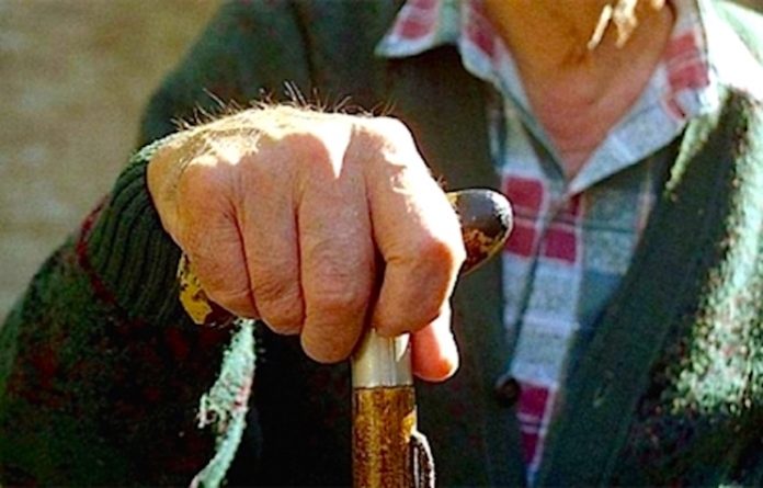 Mayores de 60 años superarán a la población infantil en México en 2050: ¿cómo repercute en las finanzas públicas?