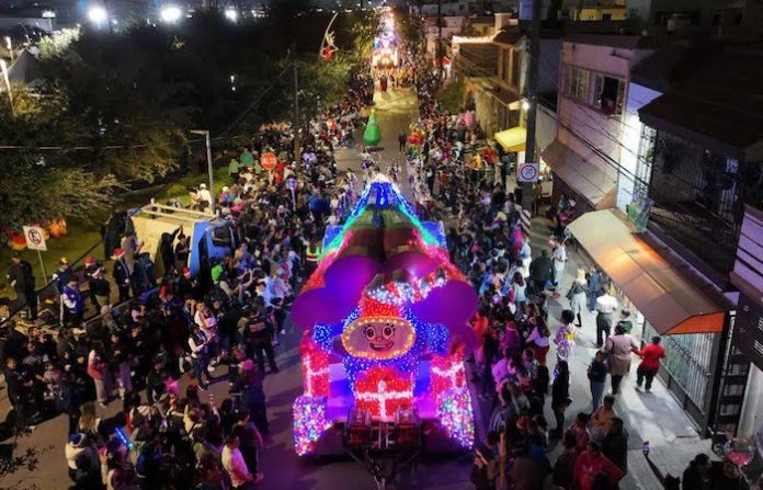 Festeja San Pedro la Navidad con macroposadas y desfiles