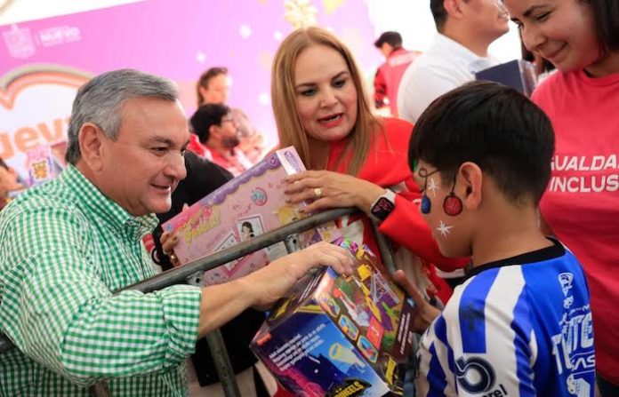 Guadalupe celebra la Navidad con una Macro Posada llena de música, regalos y alegría