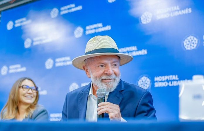 Lula recibe el alta del hospital: “Estoy vivo, entero y con ganas de trabajar”