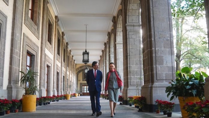 Presidentes de México y Colombia dialogan sobre la “unidad de gobiernos progresistas”