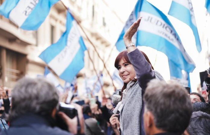 “Ha apostado siempre a la rivalidad”: Cristina Kirchner sigue encarnando la polarización argentina