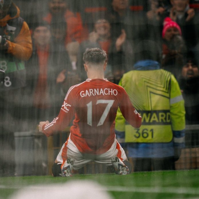 Video: Argentino Garnacho gana premio de FIFA al mejor gol del año por su pirueta ante Everton