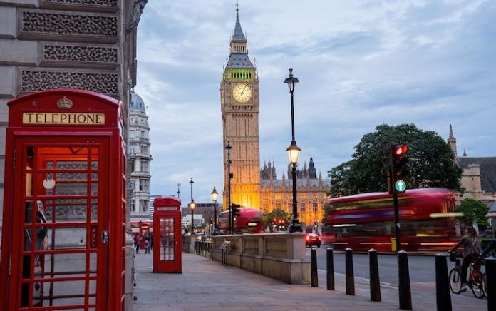 La deuda pública del Reino Unido se está triplicando