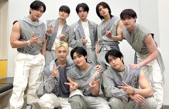 Stray Kids alcanza el puesto número 1 en la lista Billboard con su álbum “HOP”