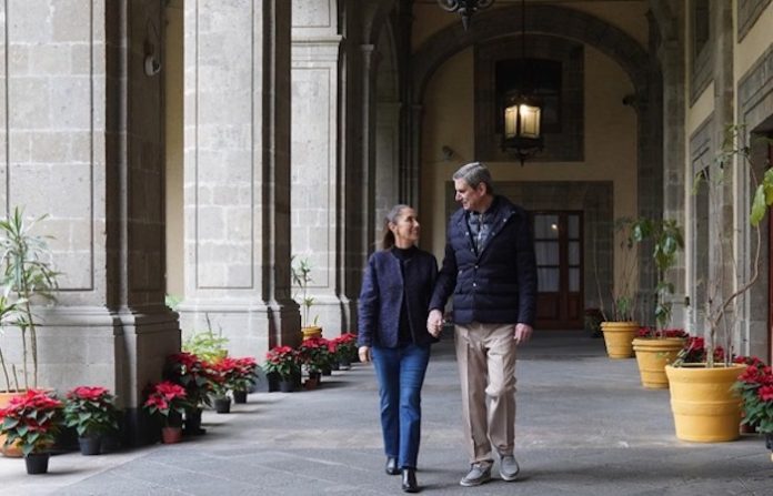 Sheinbaum manda un mensaje de Navidad a los mexicanos, “en especial” a los que están en EU