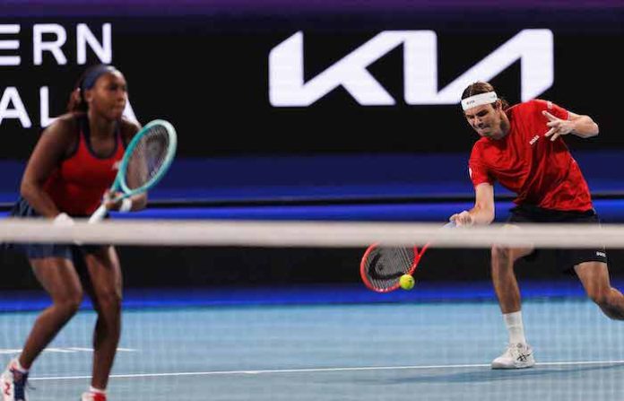 Gauff y Fritz dan a EU una inmensa victoria sobre Canadá