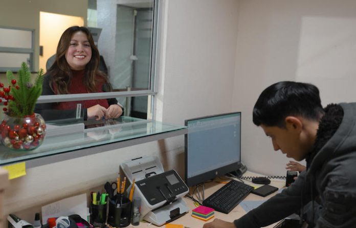 Presenta Greta Barra iniciativa para impulsar la pensión alimenticia retroactiva en NL