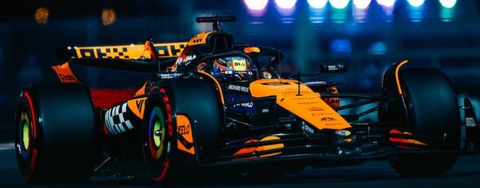 Norris consigue la pole en Abu Dhabi y McLaren se queda con la primera fila por delante de Sainz