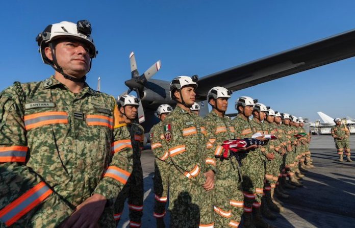 California agradece a México el envío de un contingente para luchar contra incendios