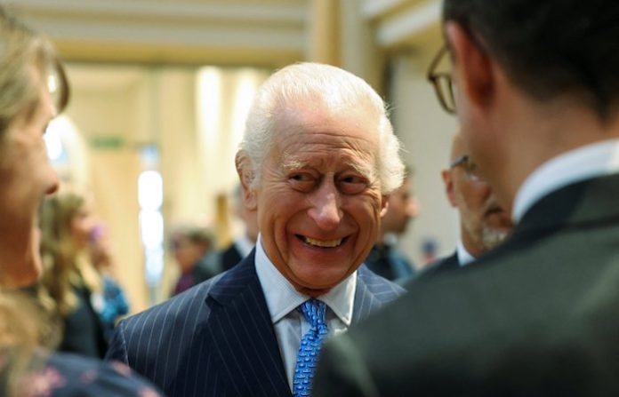 El rey británico Carlos III prevé reunirse con el papa Francisco en abril