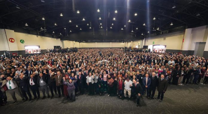 Claudia Sheinbaum encabeza encuentro nacional con alcaldes y gobernadores para impulsar el desarrollo municipal y la paz en México