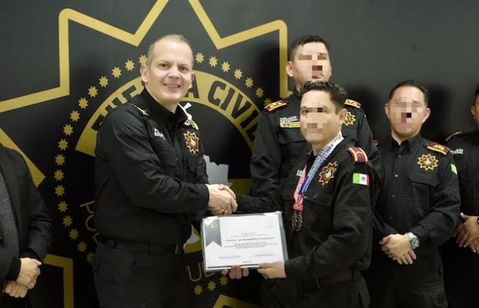 Policías de Fuerza Civil brillan con medallas de oro y bronce en Cali
