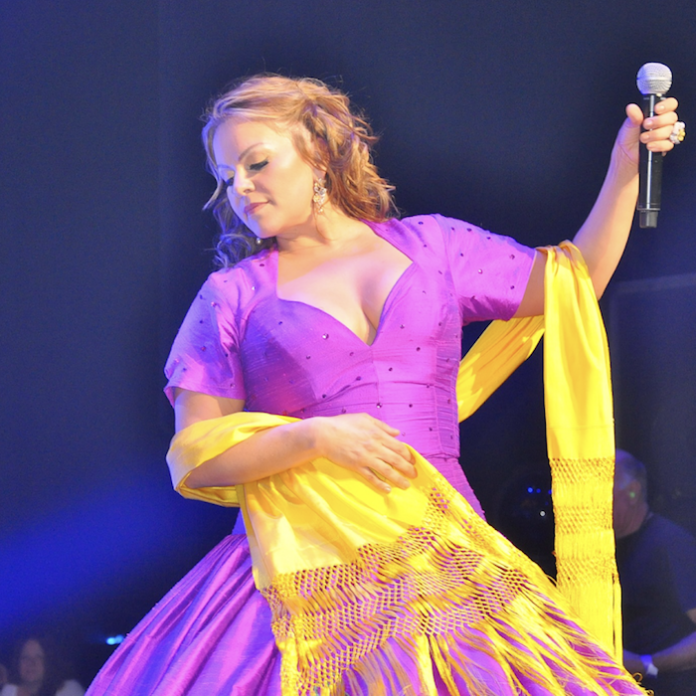 Jenni Rivera y Taylor Swift comparten espacio en la lista de los mejores álbumes del siglo XXI de Rolling Stone