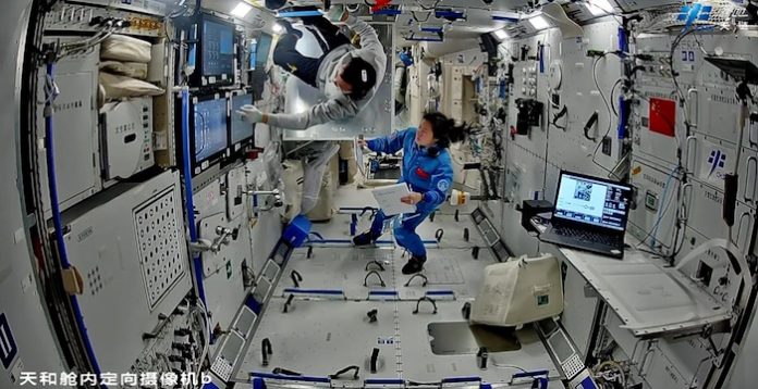 Astronautas chinos obtienen por primera vez oxígeno en el espacio mediante fotosíntesis