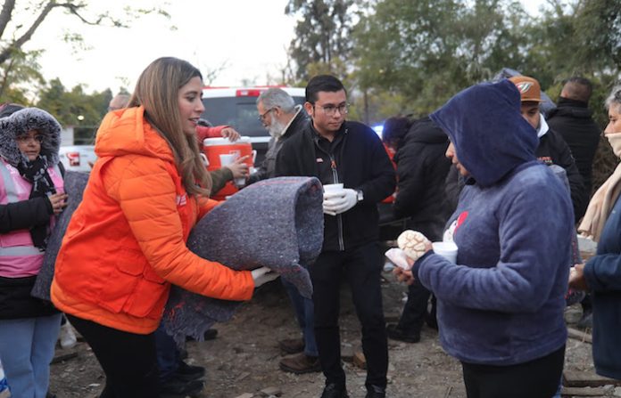 Unidos por el bienestar: Cadereyta y Juárez entregan apoyos ante frente frío