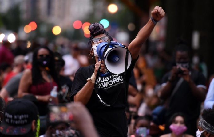 Amnistía Internacional alerta sobre impacto del gobierno de Trump en DDHH de las Américas