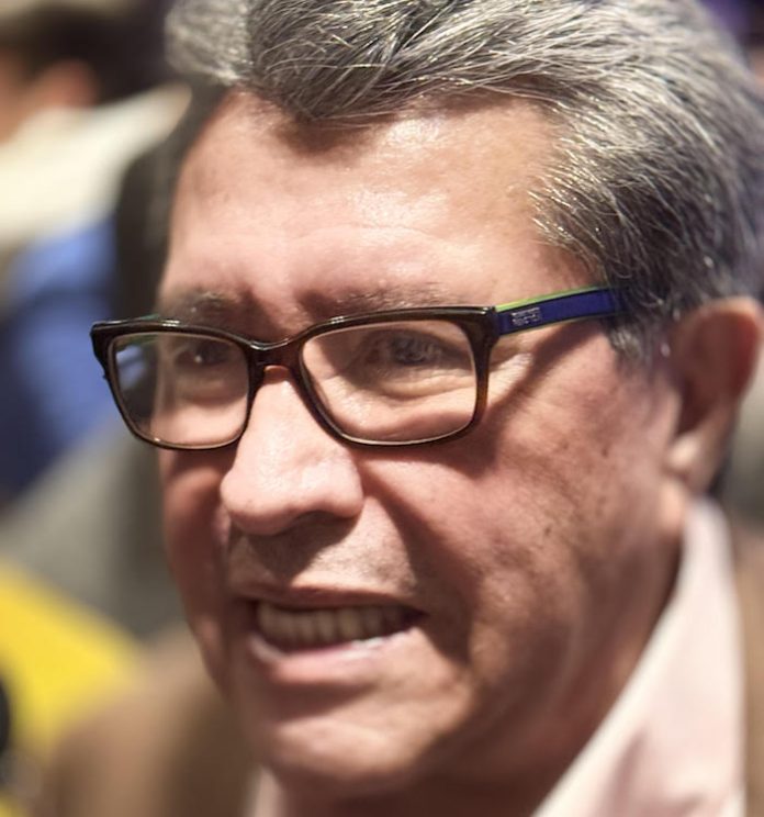 Monreal llama a jóvenes a tomar el relevo en la transformación del país