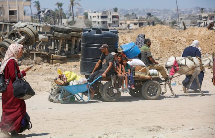 Unos 40.000 palestinos evacuados de campos de refugiados en Cisjordania, según Israel