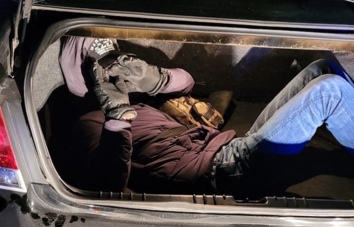 Trump habría exigido aumentar radicalmente los arrestos de migrantes sin papeles