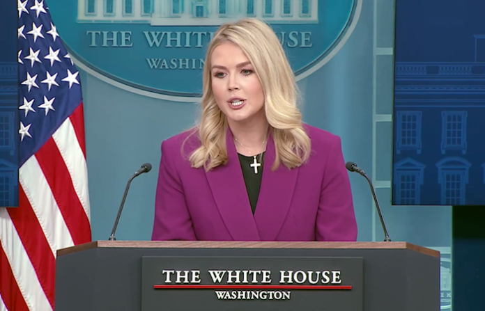 Casa Blanca considera que Zelenski parece ir en dirección equivocada en negociación de paz