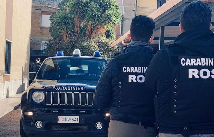 Casi 90 detenidos en una operación antimafia en el sur de Italia