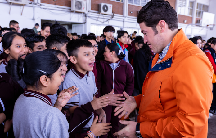 Samuel García anuncia ampliación de infraestructura educativa y modernización del transporte público