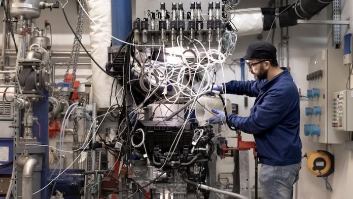 Producción más baja en décadas: importante fabricante italiano de autos registra “año negro” en 2024