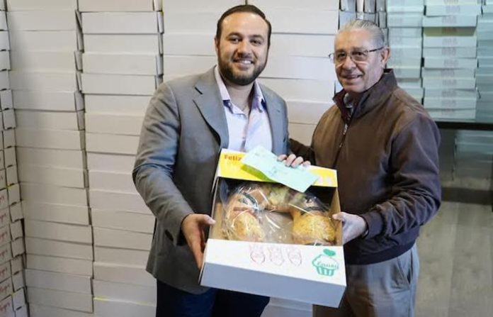 Ciénega de Flores premia a contribuyentes con Roscas de Reyes y sorpresas especiales
