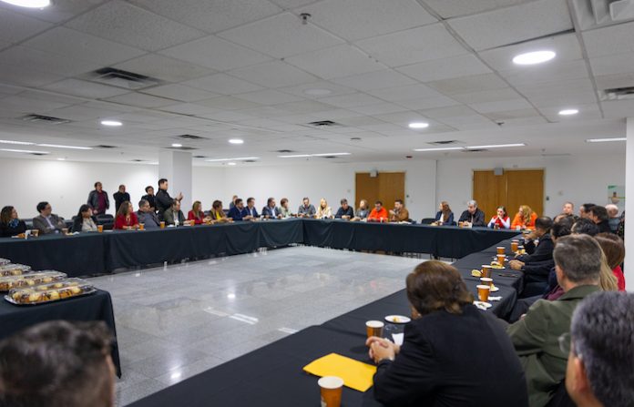 Samuel García anuncia que la obra pública será prioridad en 2025