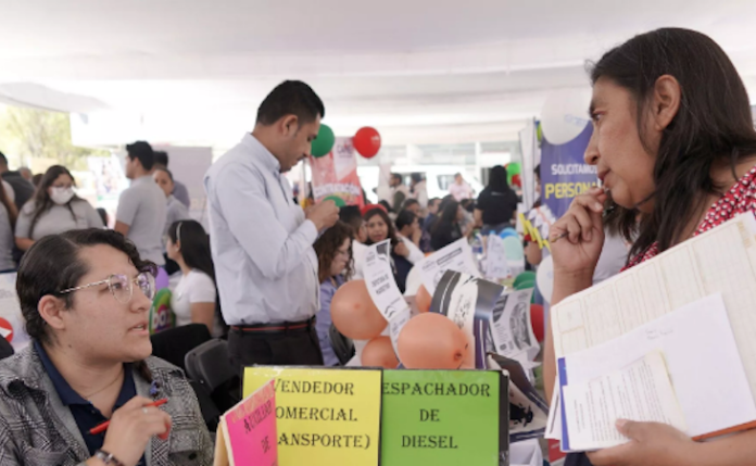 México reporta la pérdida de más de 400.000 empleos en diciembre de 2024
