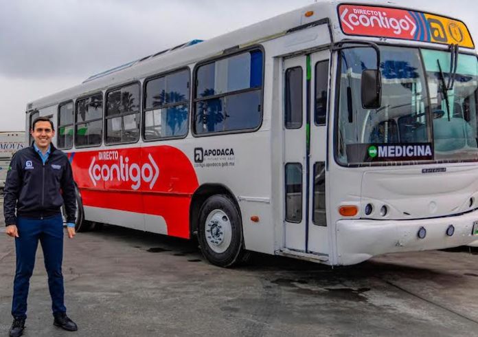 Apodaca refuerza apoyo a la comunidad con transporte Universitario y Operativo Invernal