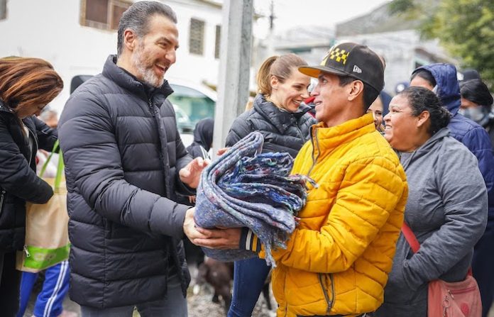 Monterrey refuerza apoyo a familias vulnerables por ola de frío