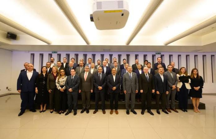 Escobedo refuerza su compromiso con la salud mediante alianza con la UANL y empresarios