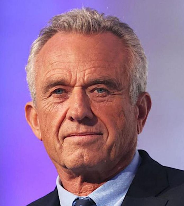 Senado de EU confirma a Robert Kennedy Jr. como secretario de Salud