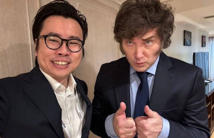 Milei es denunciado ante el Departamento de Justicia de EU por promoción de criptomoneda