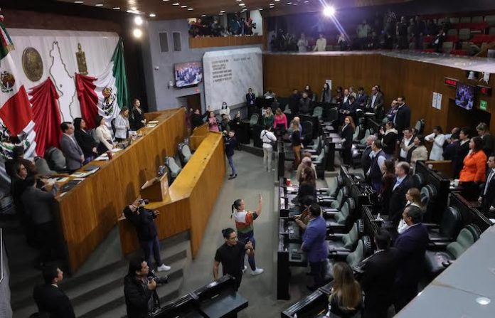 Nuevo León aprueba histórico presupuesto de 156 mil millones para 2025